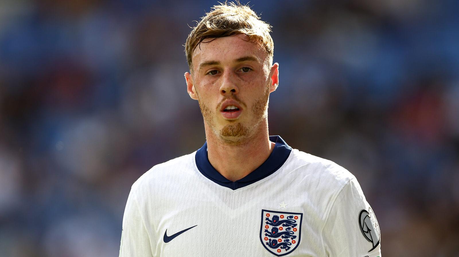 Cole Palmer in action for England